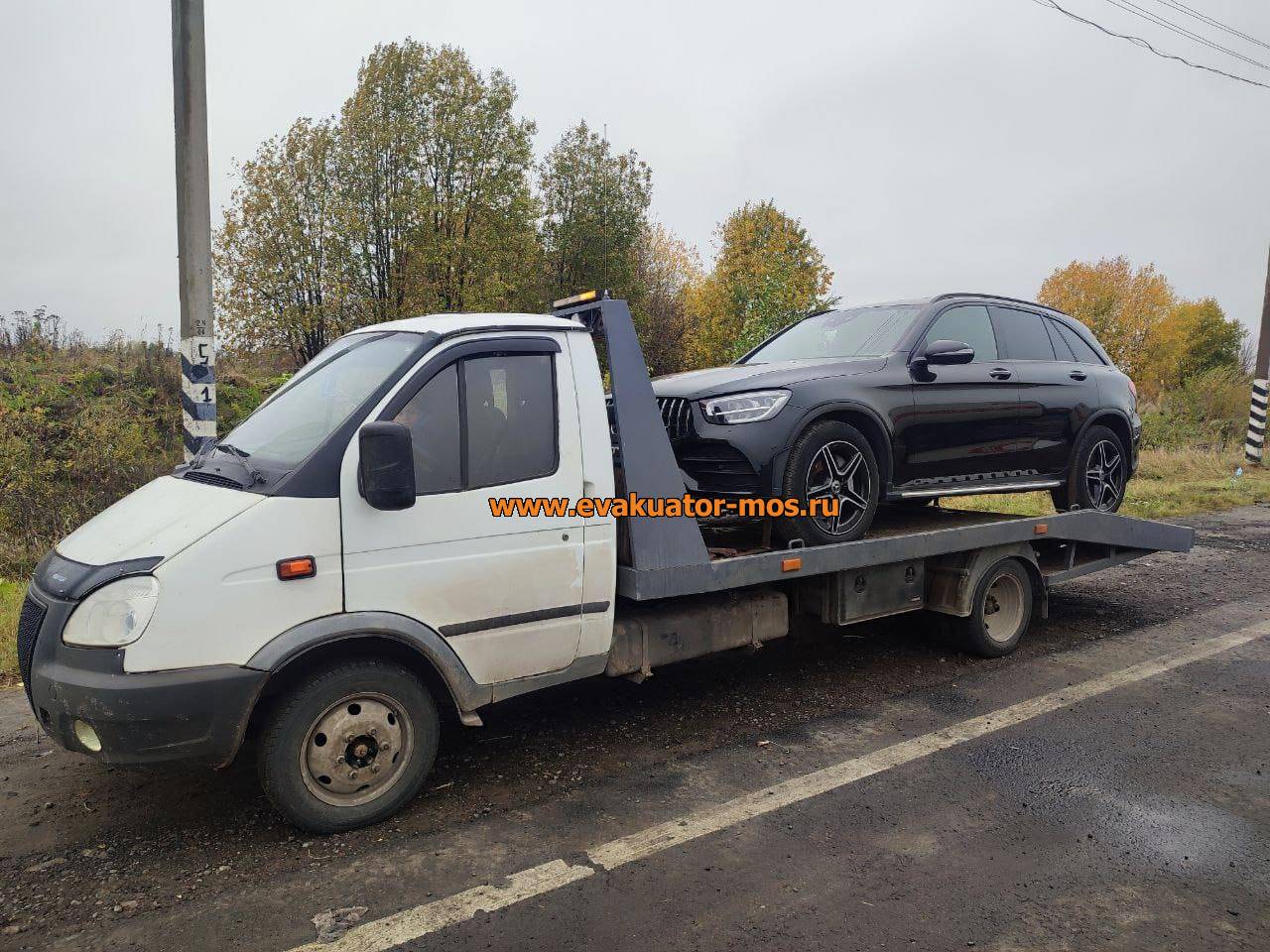 Эвакуатор на улице Герцена в Вологде